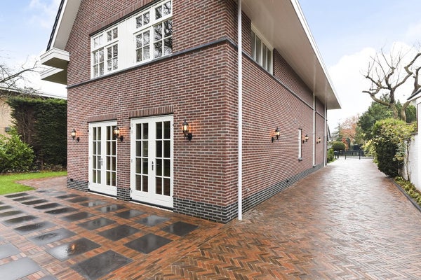 House Exterior