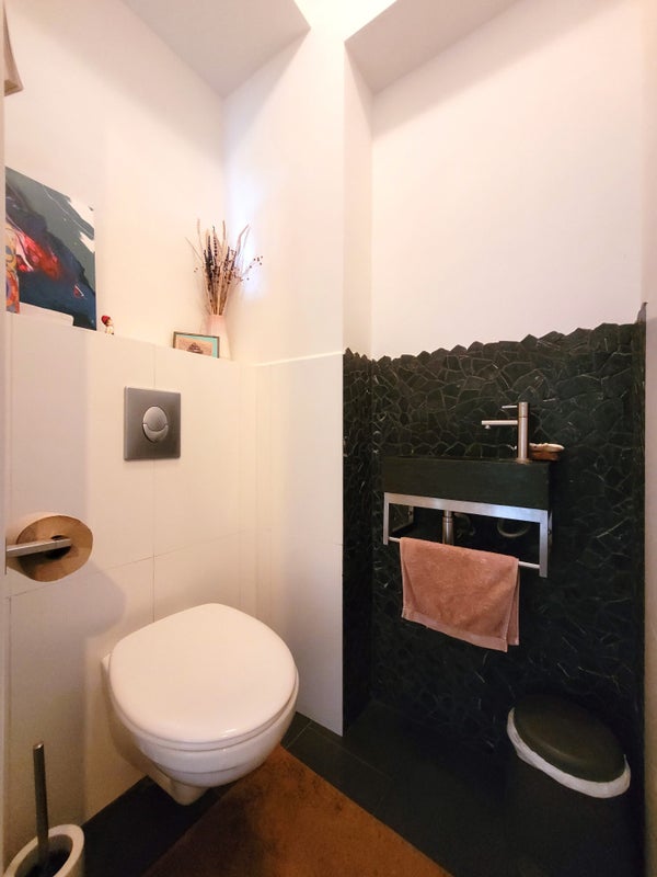 House Image 4