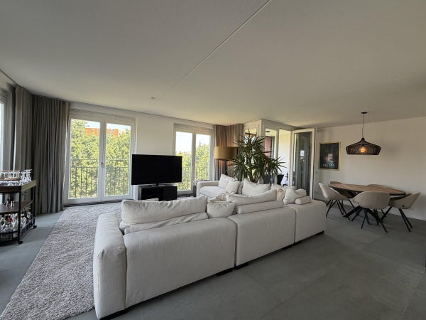 House Image 5