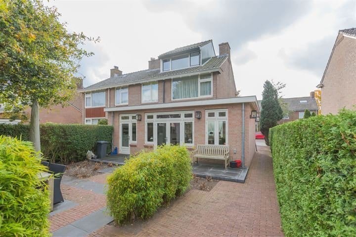 House Image 3