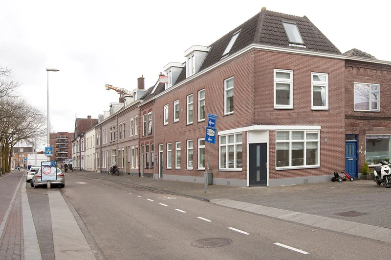 House Image 5