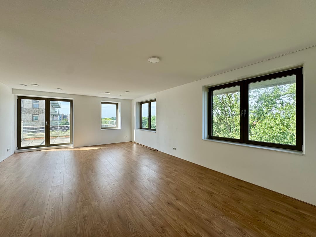 House Image 2