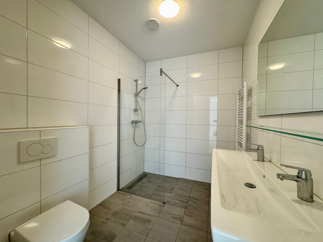 House Image 5