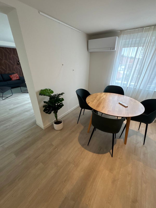House Image 4
