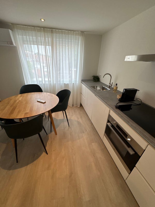 House Image 5