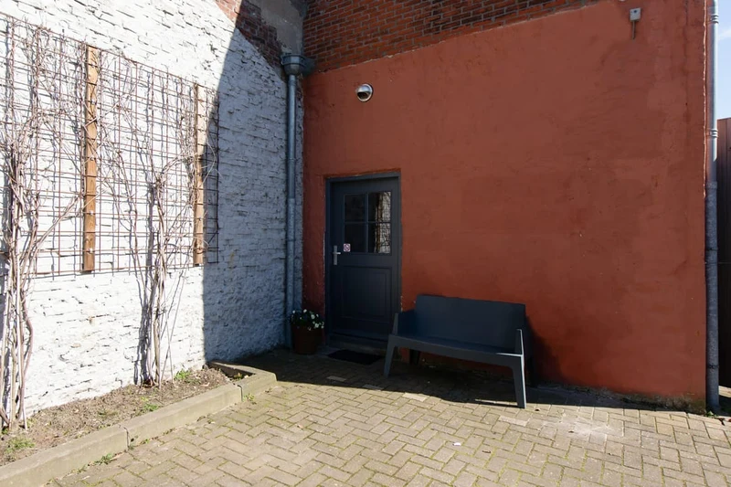 House Image 2