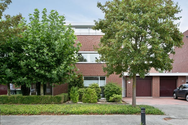 House Image 2