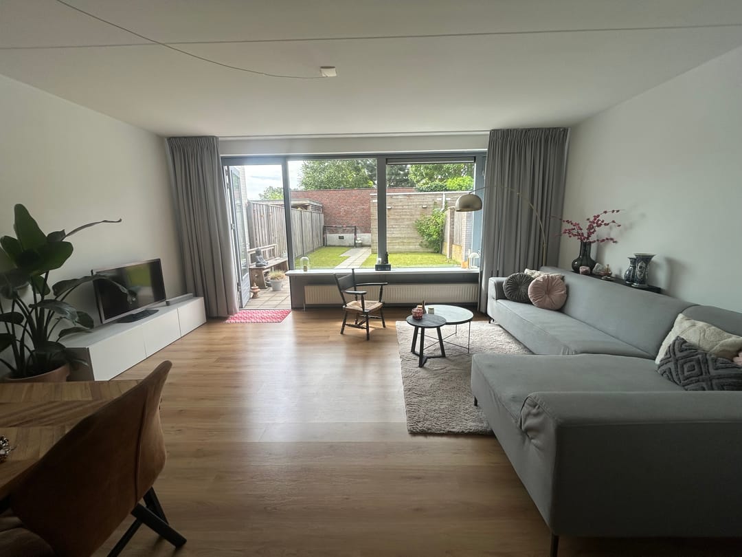 House Image 2