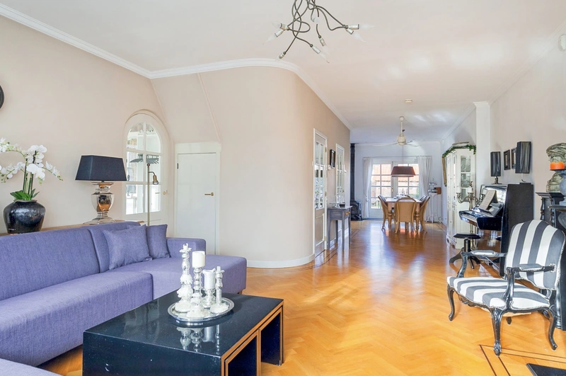 House Image 2