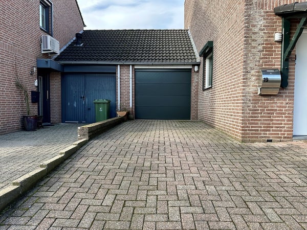 House Image 4