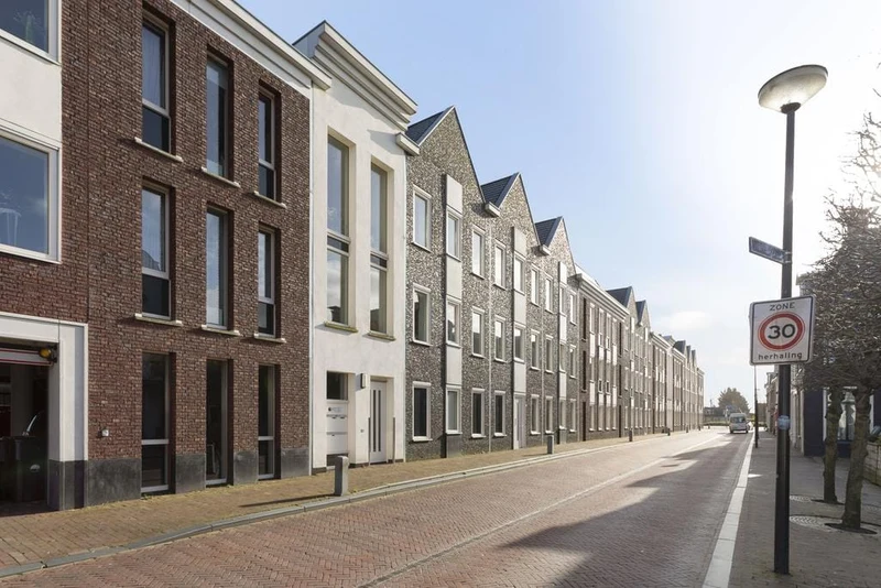 House Image 2
