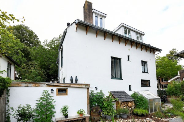 House Image 2