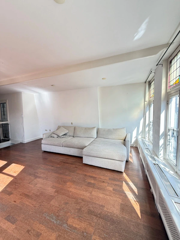 House Image 2