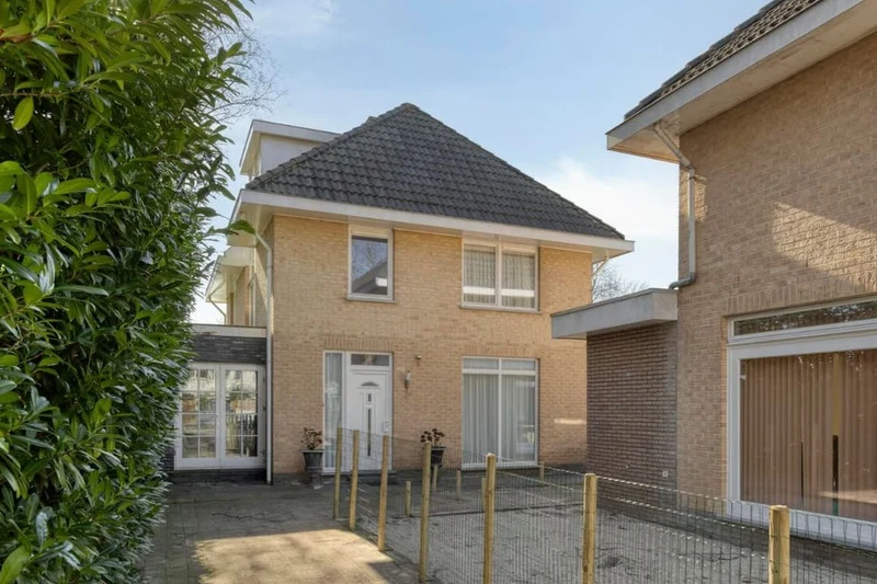 recent house