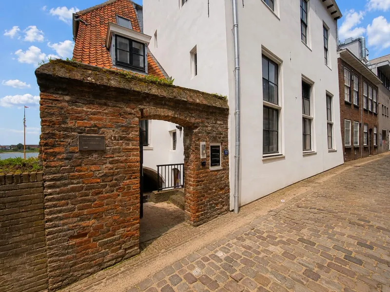House Image 2