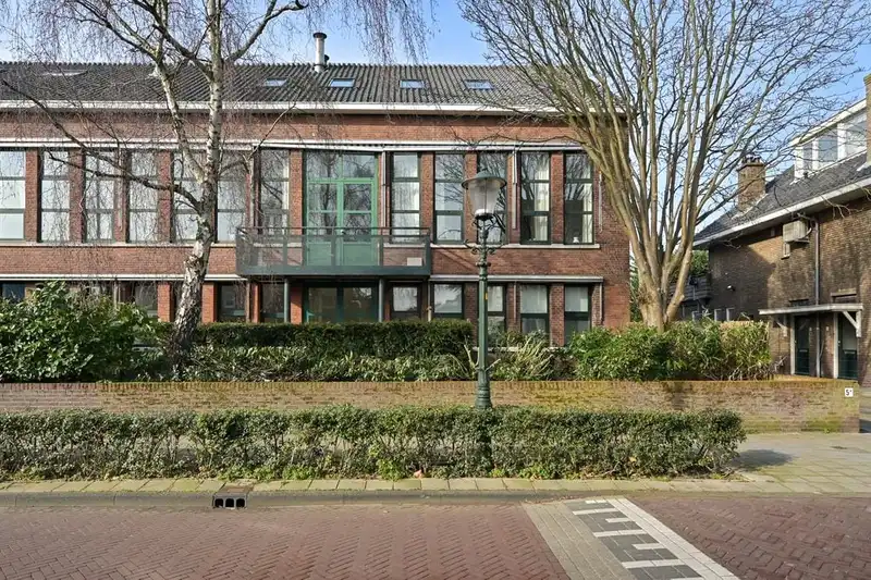 House Image 2