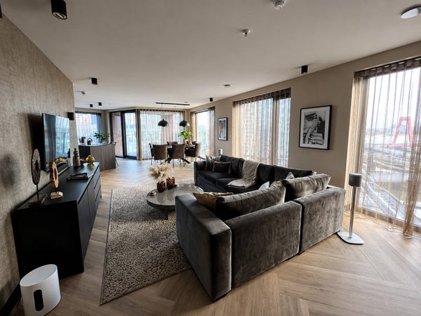 House Image 4