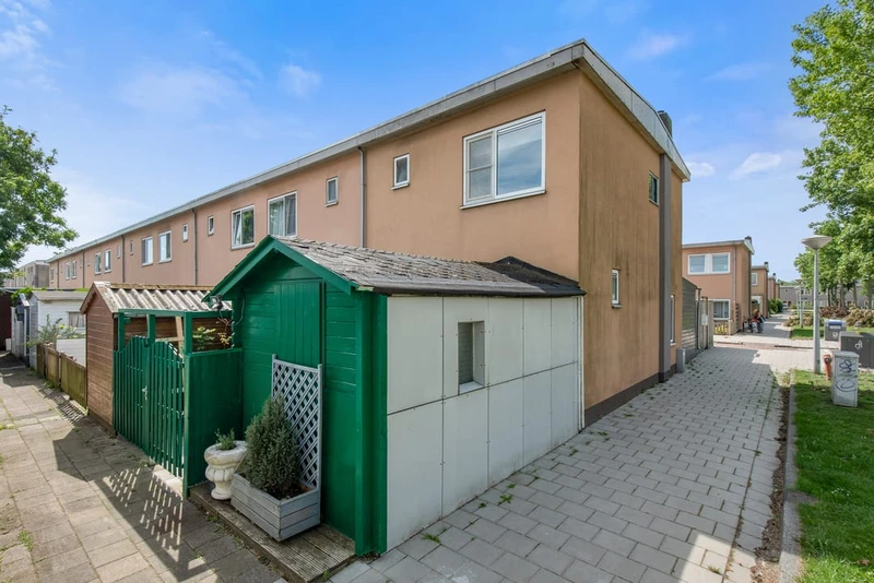 House Image 2