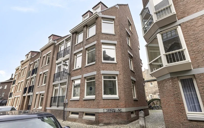House Image 2