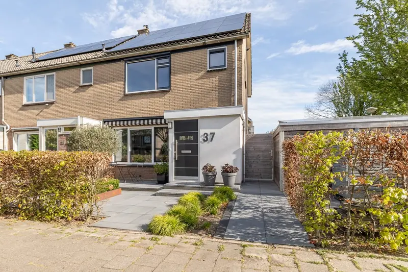 House Image 4