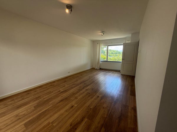 House Image 5