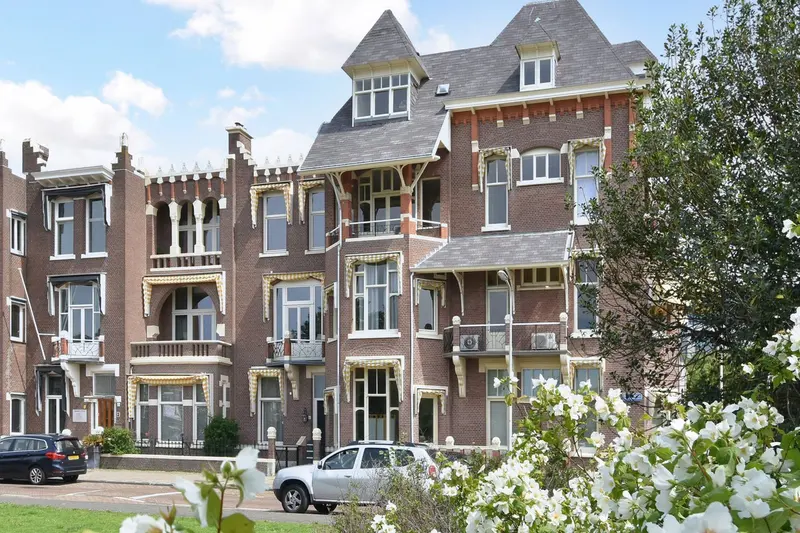 recent house