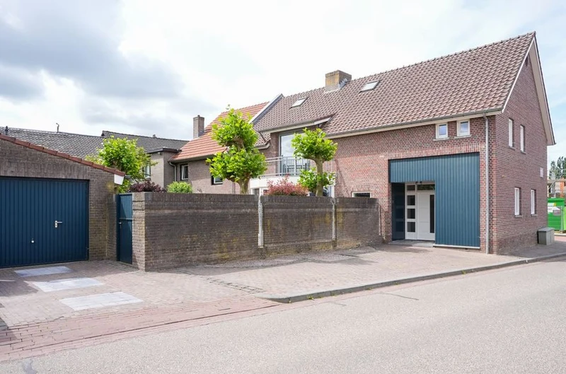 House Image 2