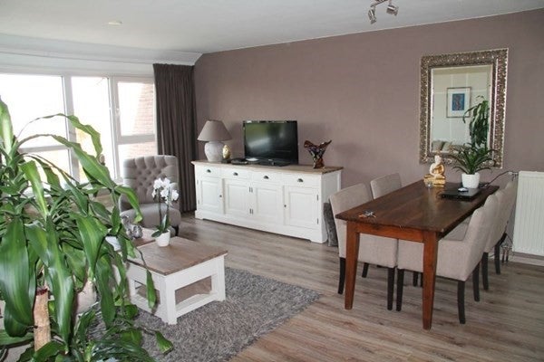 House Image 4