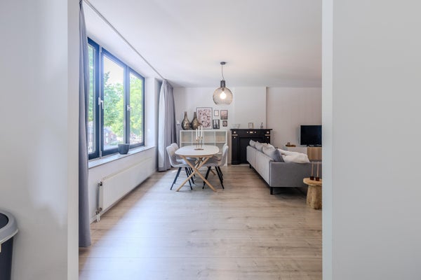 House Image 2