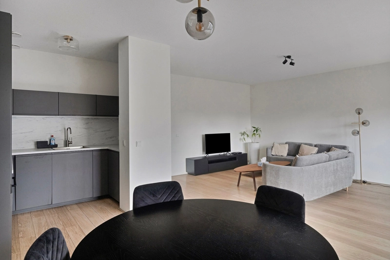 recent house