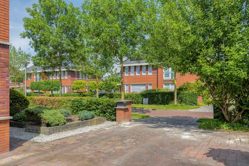 House Image 4