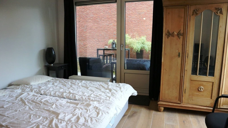 House Image 3