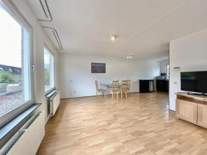 House Image 2