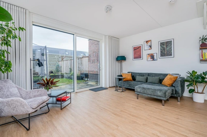 House Image 2
