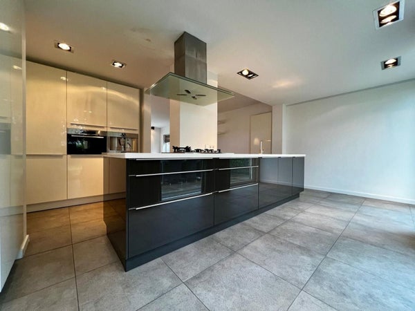 House Image 5