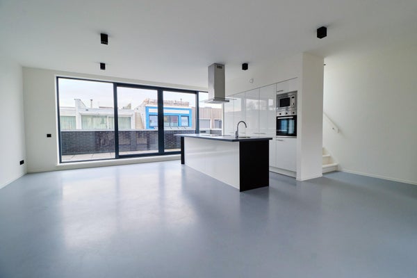 recent house