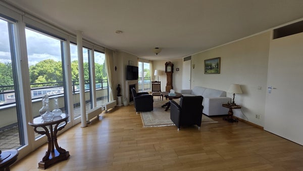 House Image 3