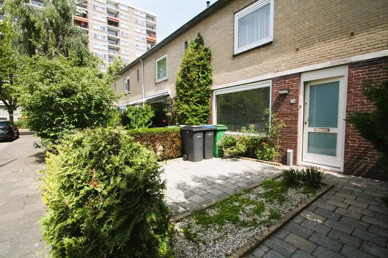 House Image 2