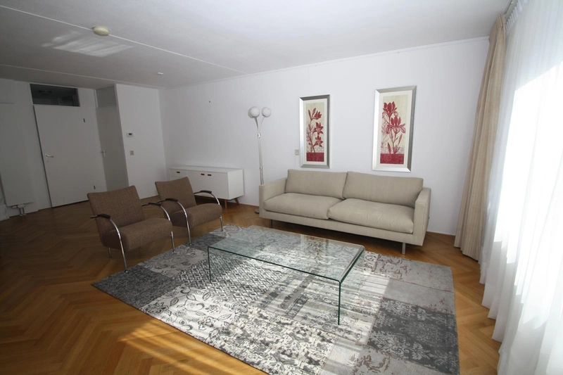 House Image 4
