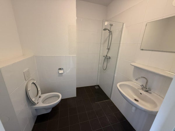 House Image 2