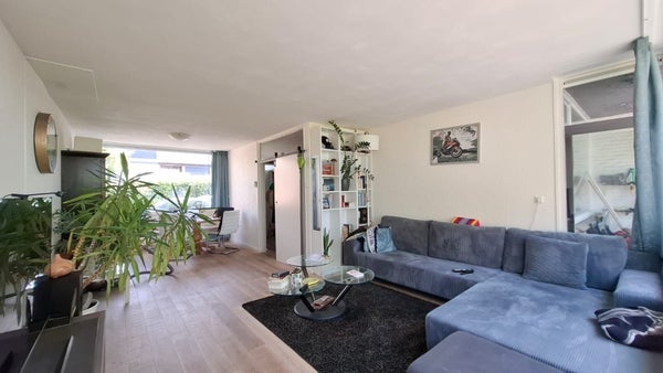 House Image 4