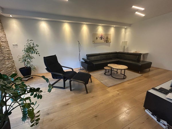 recent house
