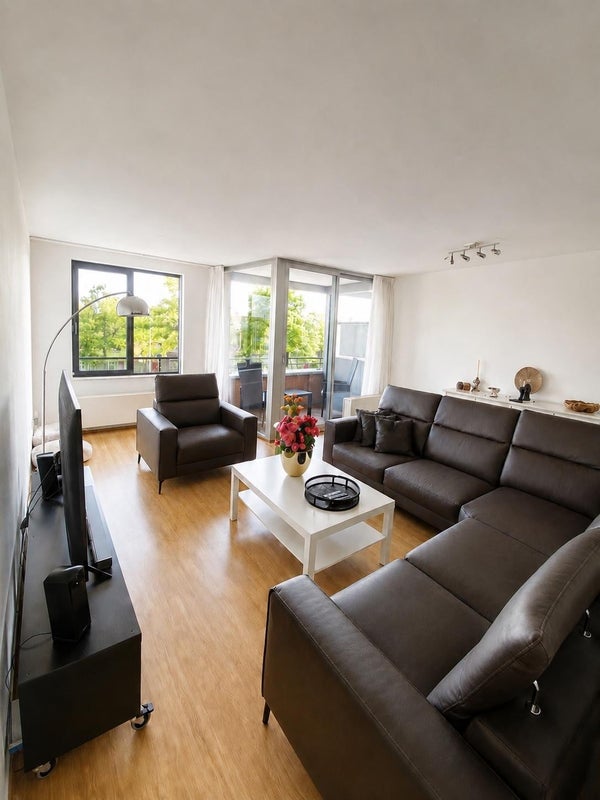 House Image 2