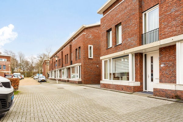 House Image 2