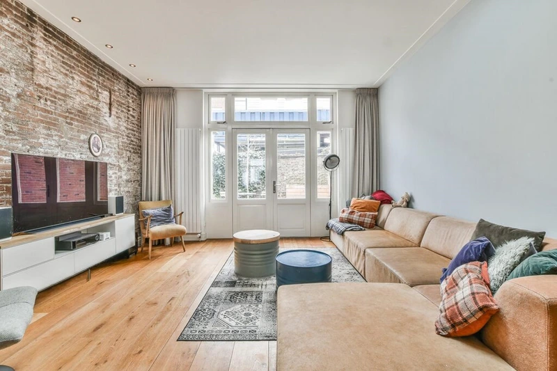 House Image 2