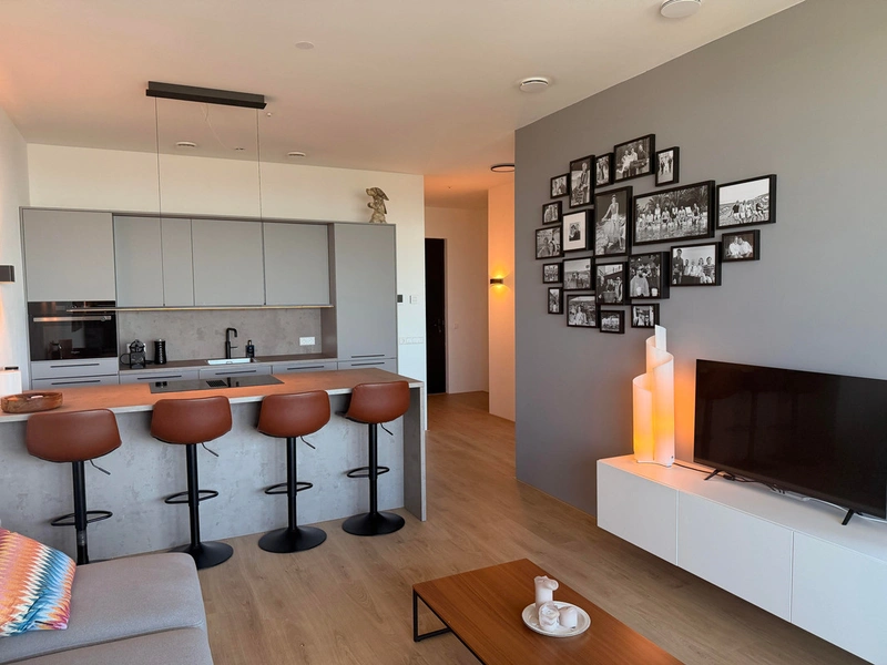 House Image 3