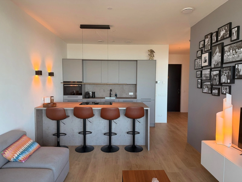 House Image 4