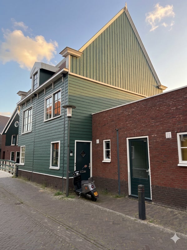 House Image 2