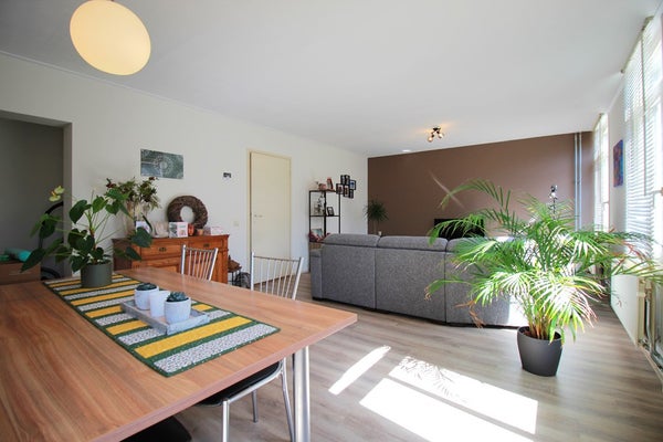 House Image 5