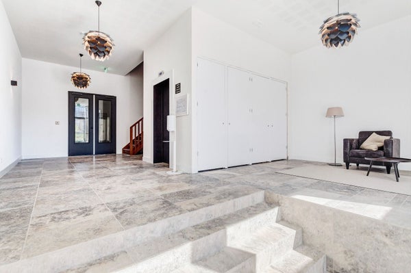 House Image 2
